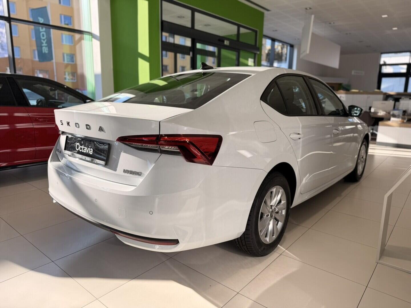 OI11002833_14.webp_Octavia Selection 1.5 TSI m- HEV 85 kW DSG