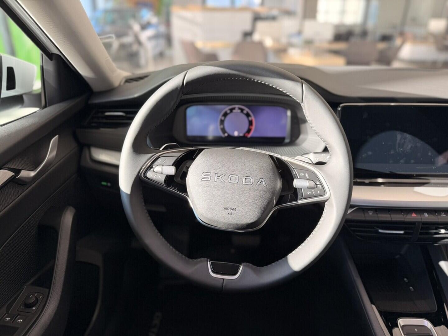 OI11002833_17.webp_Octavia Selection 1.5 TSI m- HEV 85 kW DSG