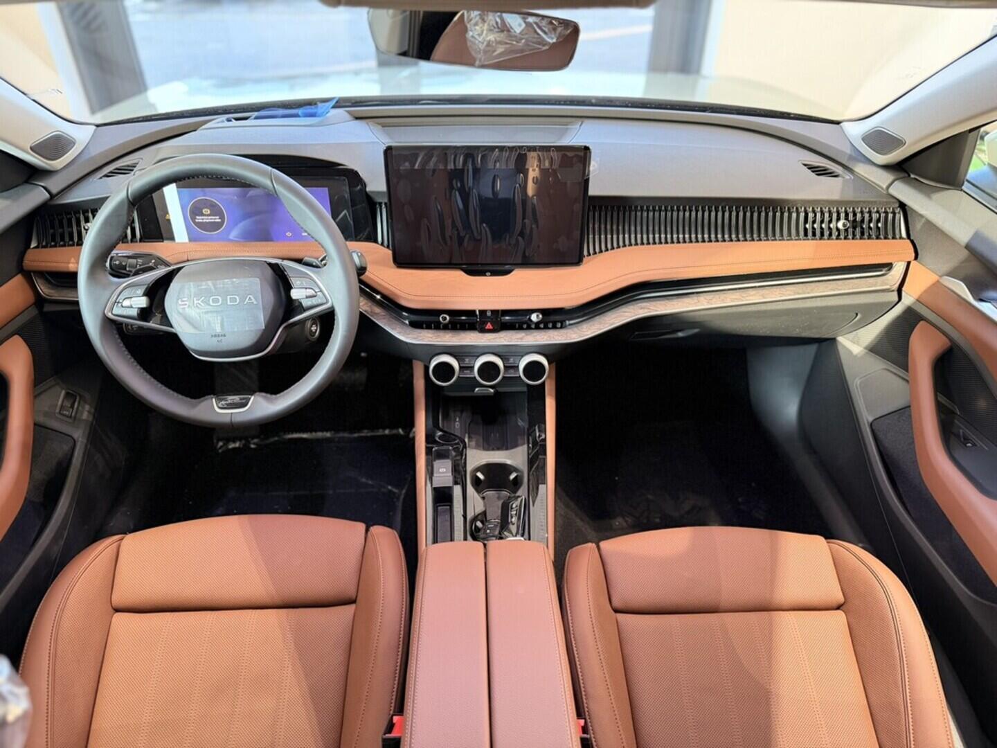 OI11002837_15.webp_Superb L&K 2.0 TDI 142 kW 4x4