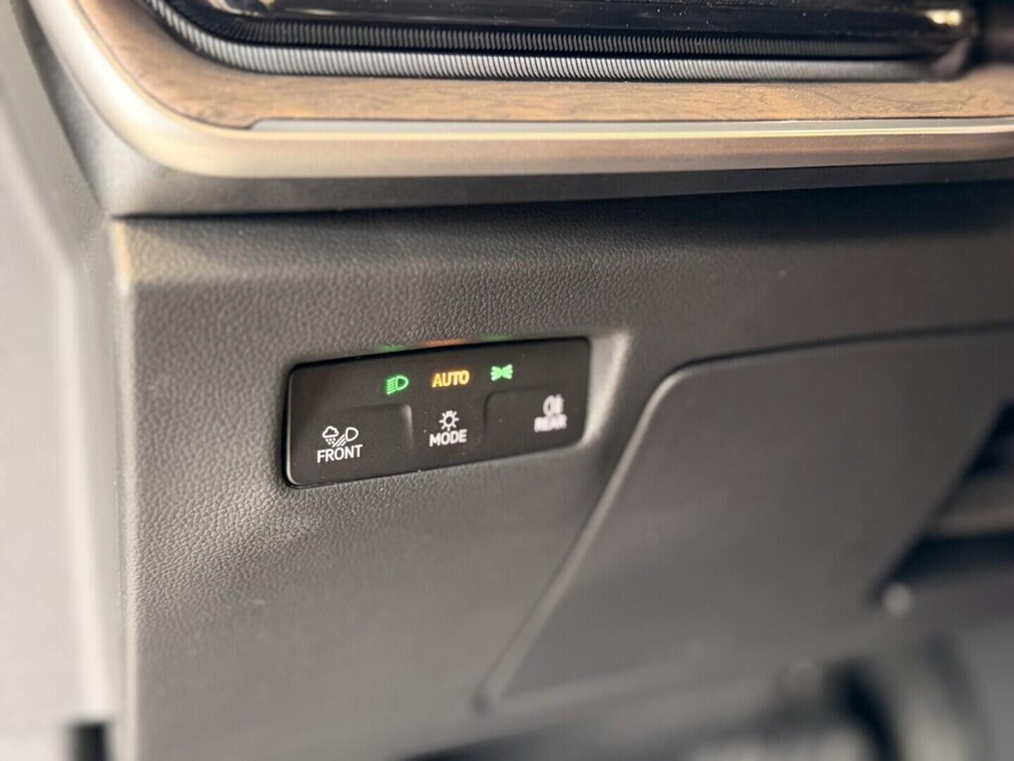 OI11002837_30.webp_Superb L&K 2.0 TDI 142 kW 4x4