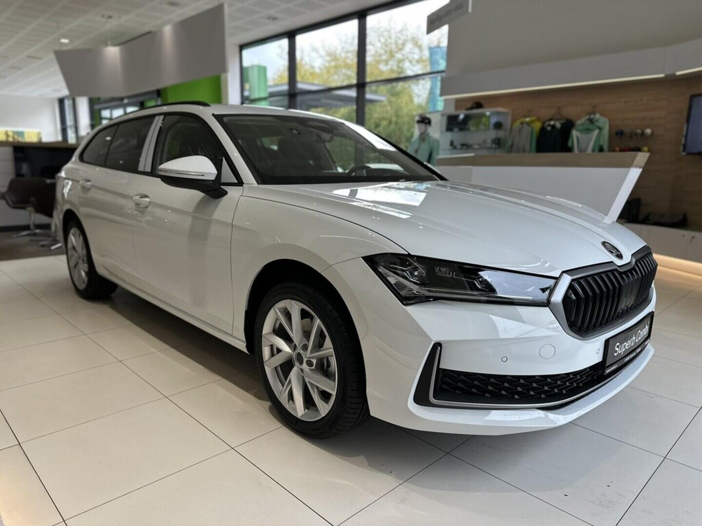 OI11002839_11.webp_Superb Selection 1.5 TSI m-HEV 110 kW DSG
