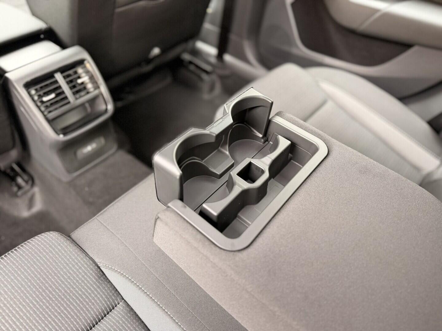 OI11002842_18.webp_Octavia Combi Selection 1.5 TSI 85 kW DSG