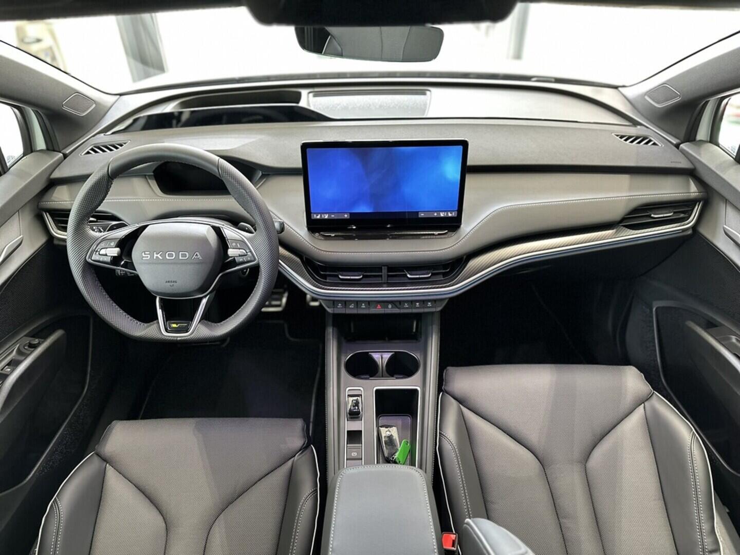 OI11002843_15.webp_Enyaq RS 84kWh 250 kW