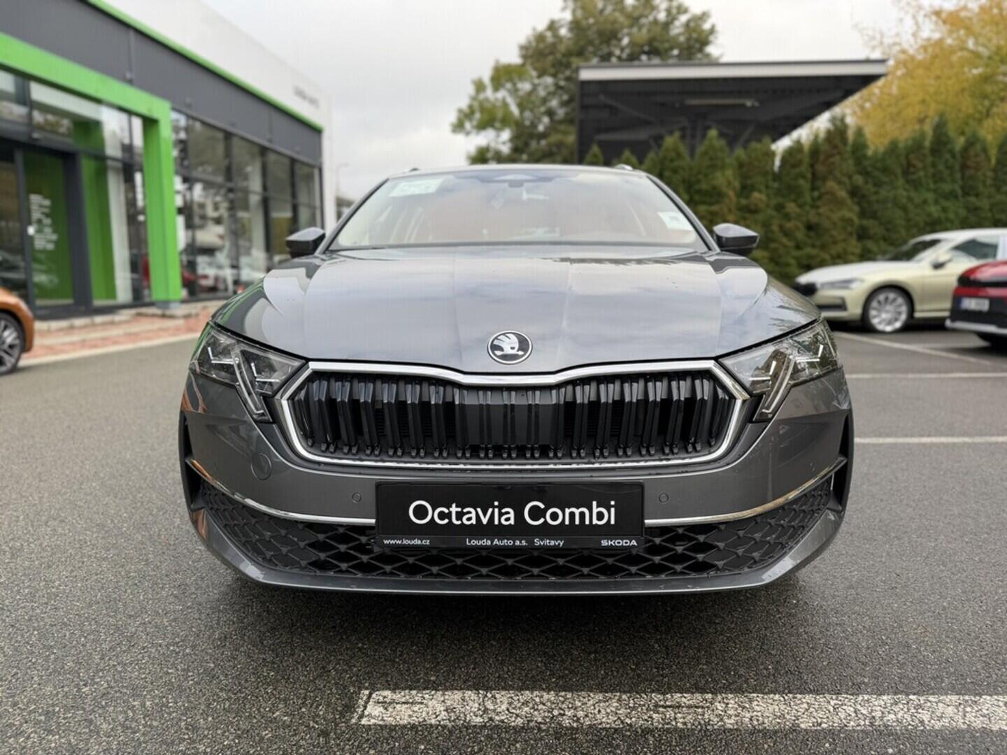 OI11002844_11.webp_Octavia Combi Top Selection 2,0 TDI 110 kW  