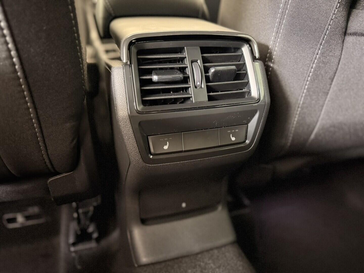OI11002852_18.webp_Karoq Sportline 1.5 TSI 110 kW DSG