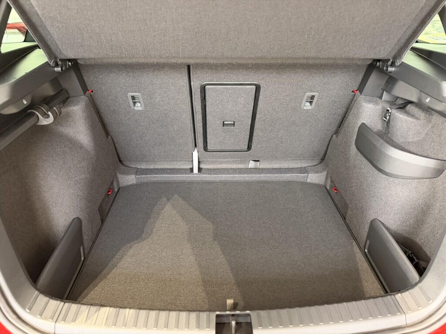 OI11002852_19.webp_Karoq Sportline 1.5 TSI 110 kW DSG