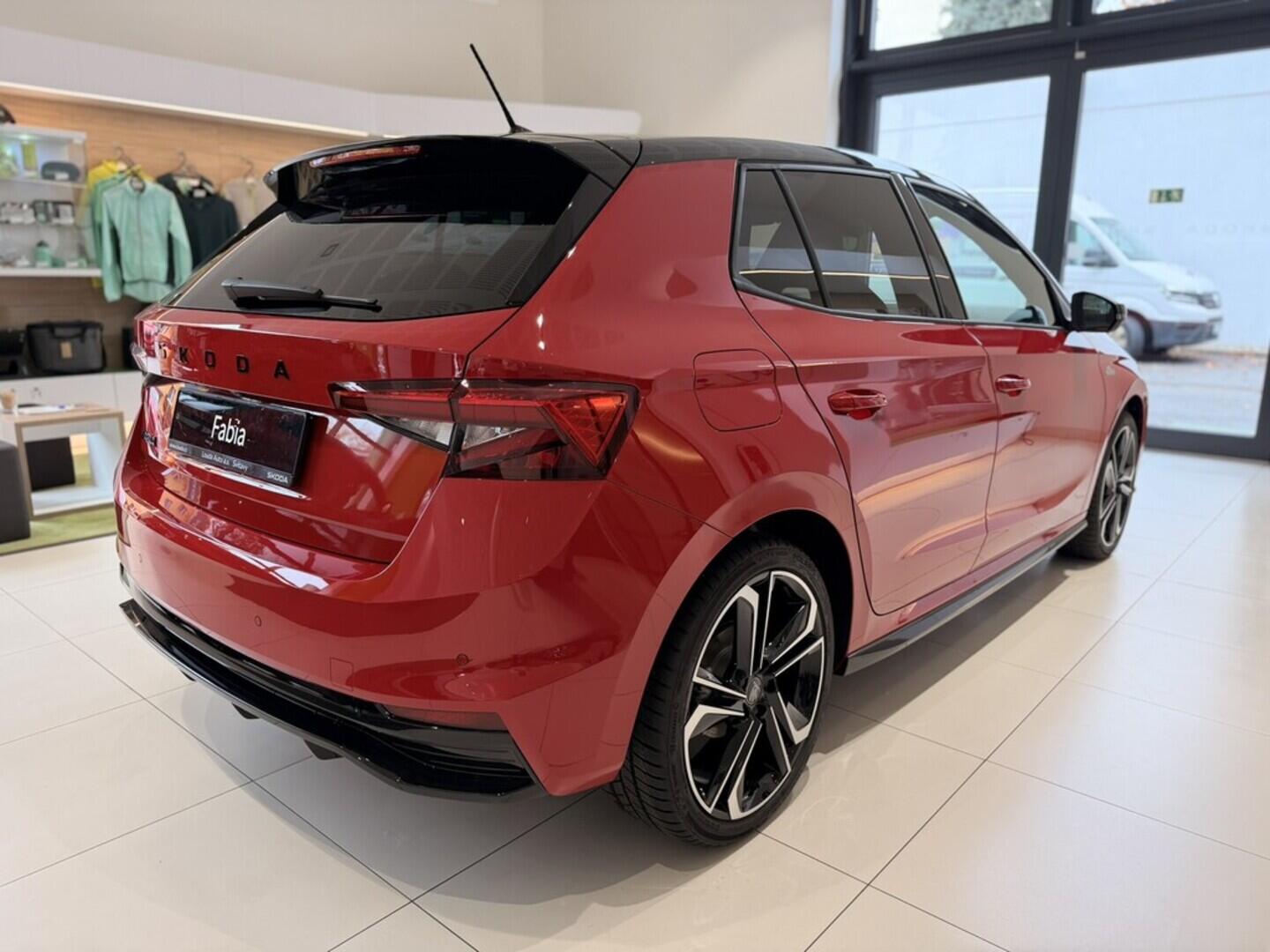 OI11002855_13.webp_Fabia Monte Carlo 1.0 TSI 85 kW