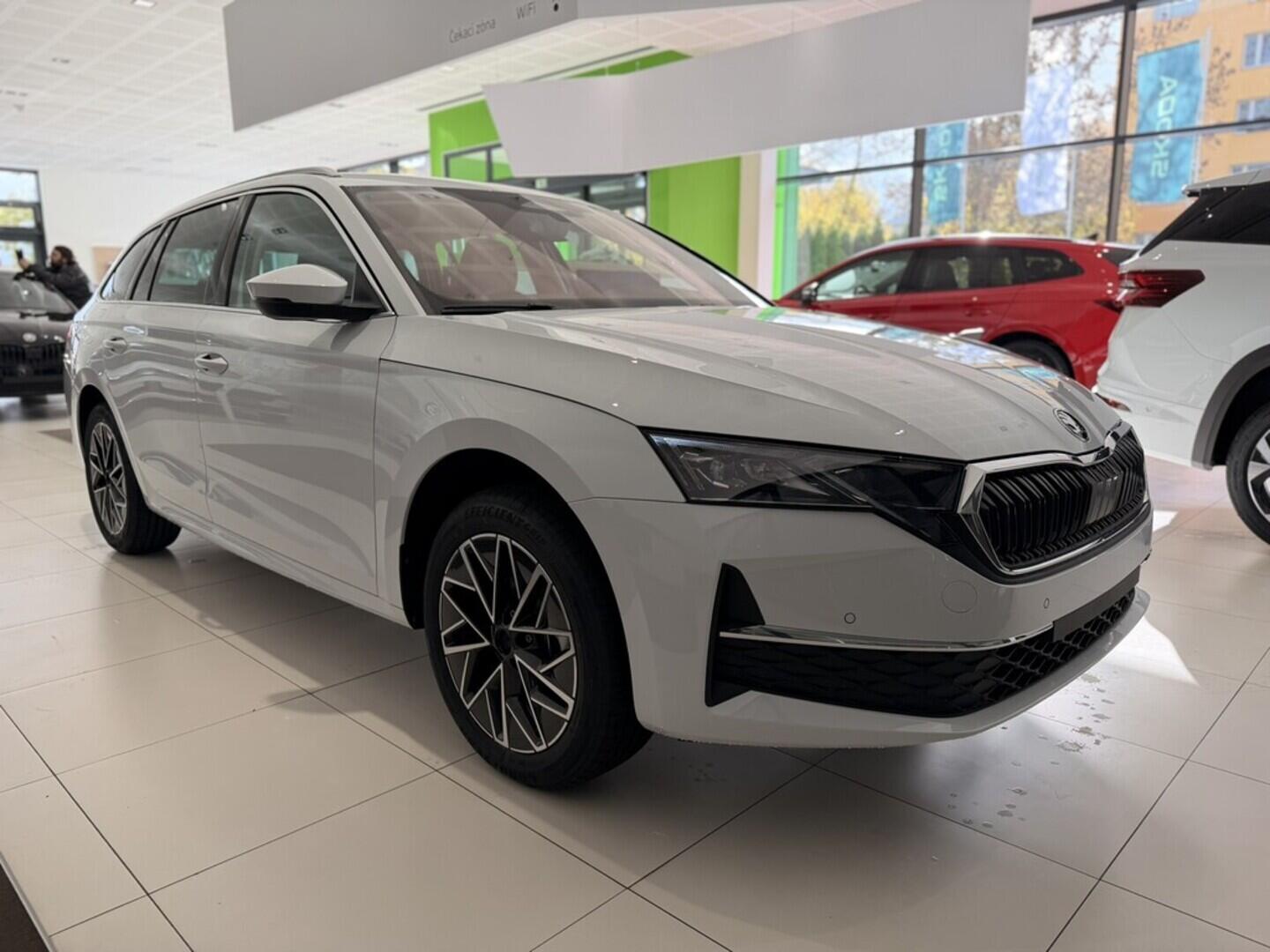 OI11002856_11.webp_Octavia Combi Top Selection 1.5 TSI m-HEV 85 kW DSG