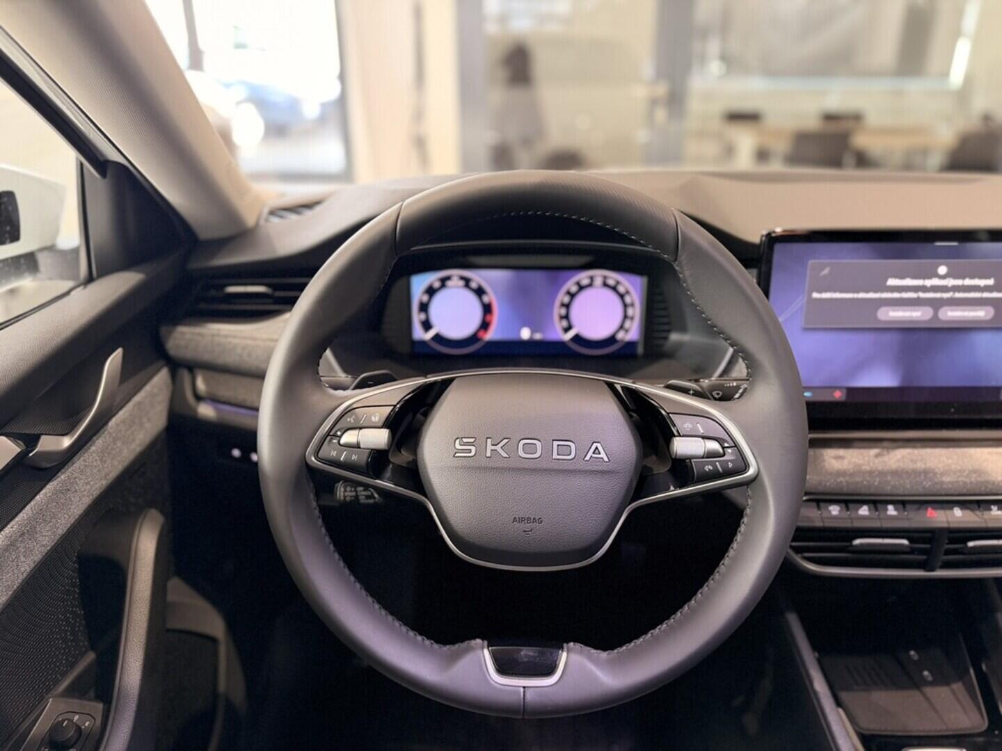 OI11002856_16.webp_Octavia Combi Top Selection 1.5 TSI m-HEV 85 kW DSG