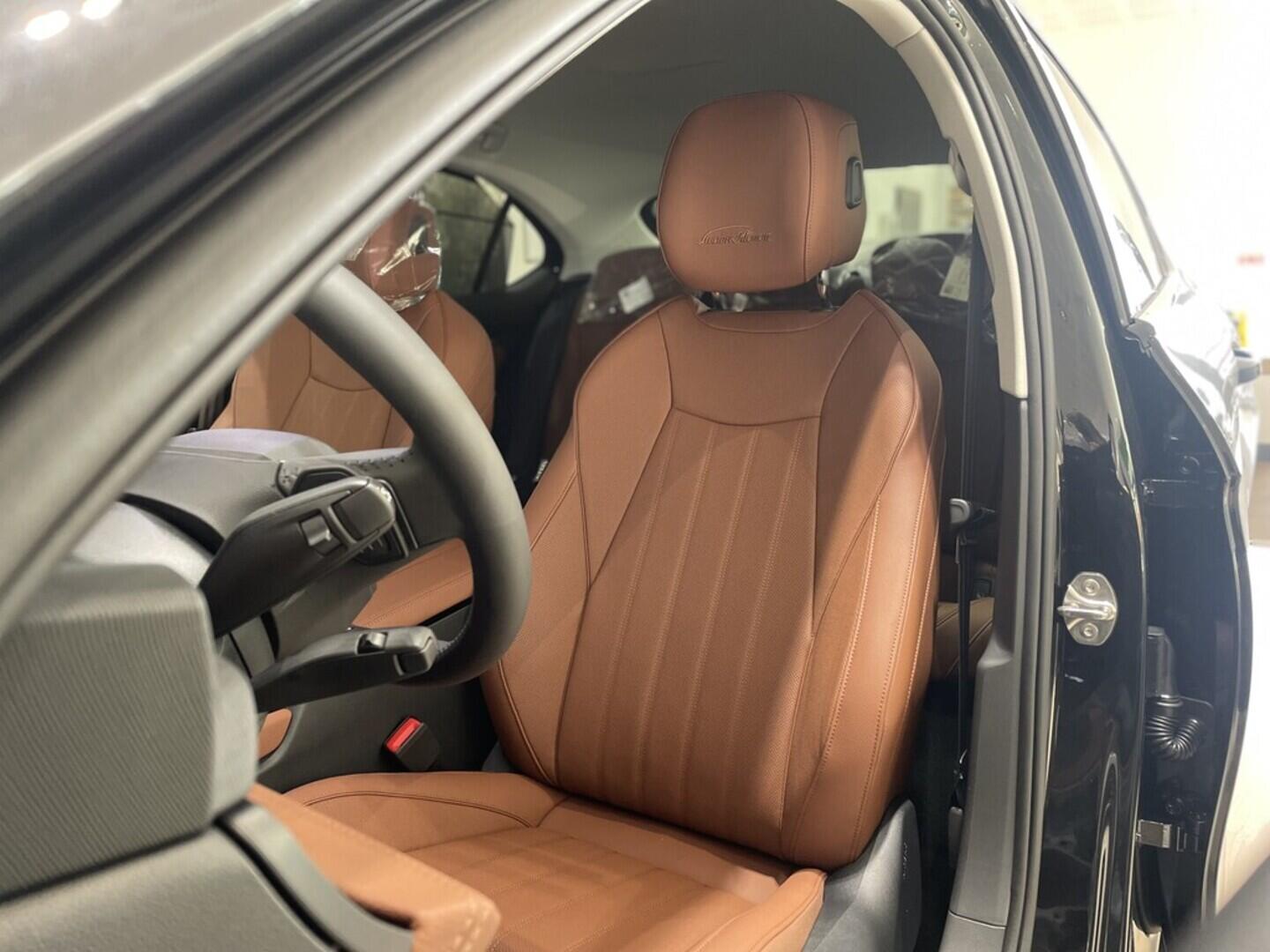 OI11002859_13.webp_Superb L&K 2.0 TSI 195 kW 4x4