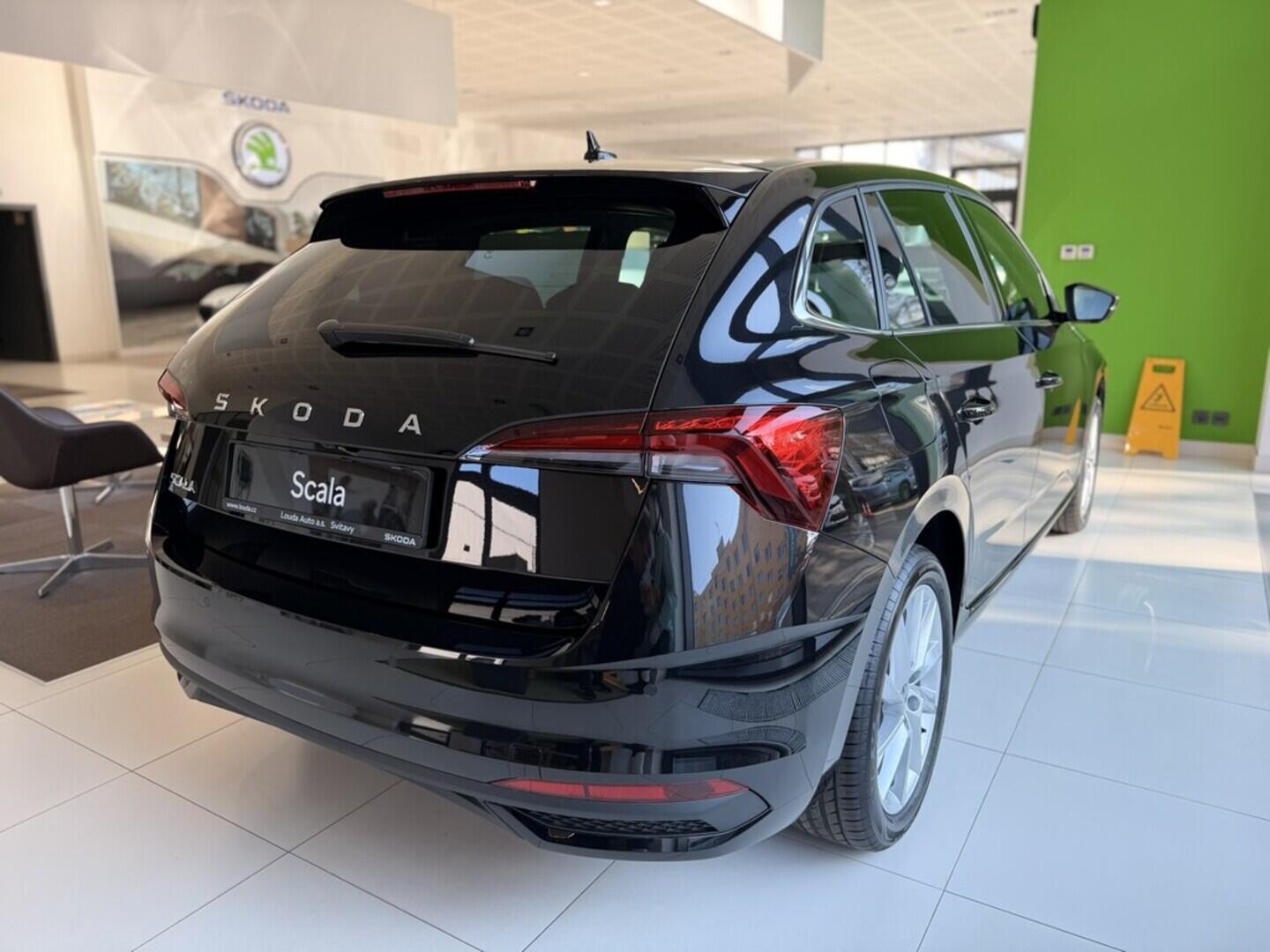 OI11002875_14.webp_Scala 130 Let Premium 1.0 TSI 85 kW DSG