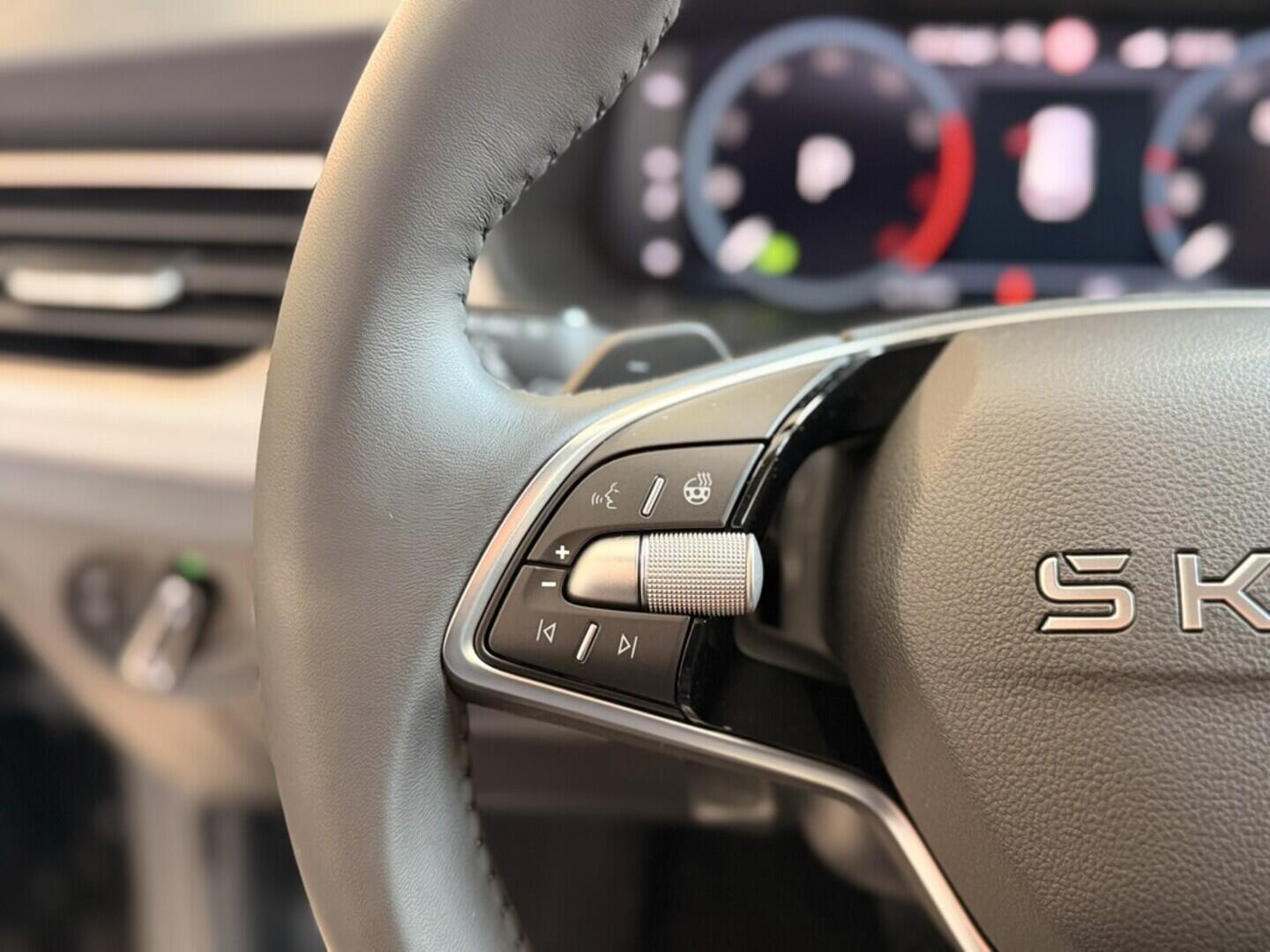 OI11002875_22.webp_Scala 130 Let Premium 1.0 TSI 85 kW DSG