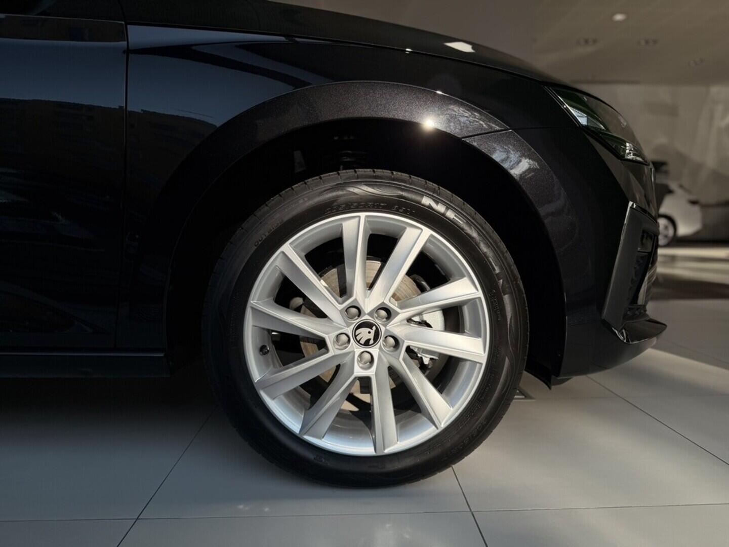 OI11002875_29.webp_Scala 130 Let Premium 1.0 TSI 85 kW DSG