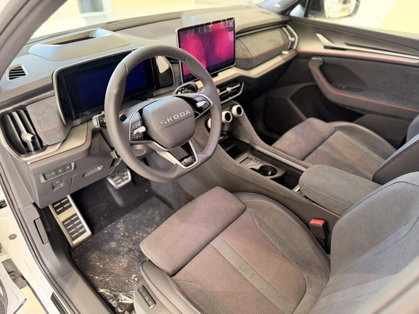 OI11002882_14.webp_Kodiaq RS 2,0 TSI 4x4 195 kW