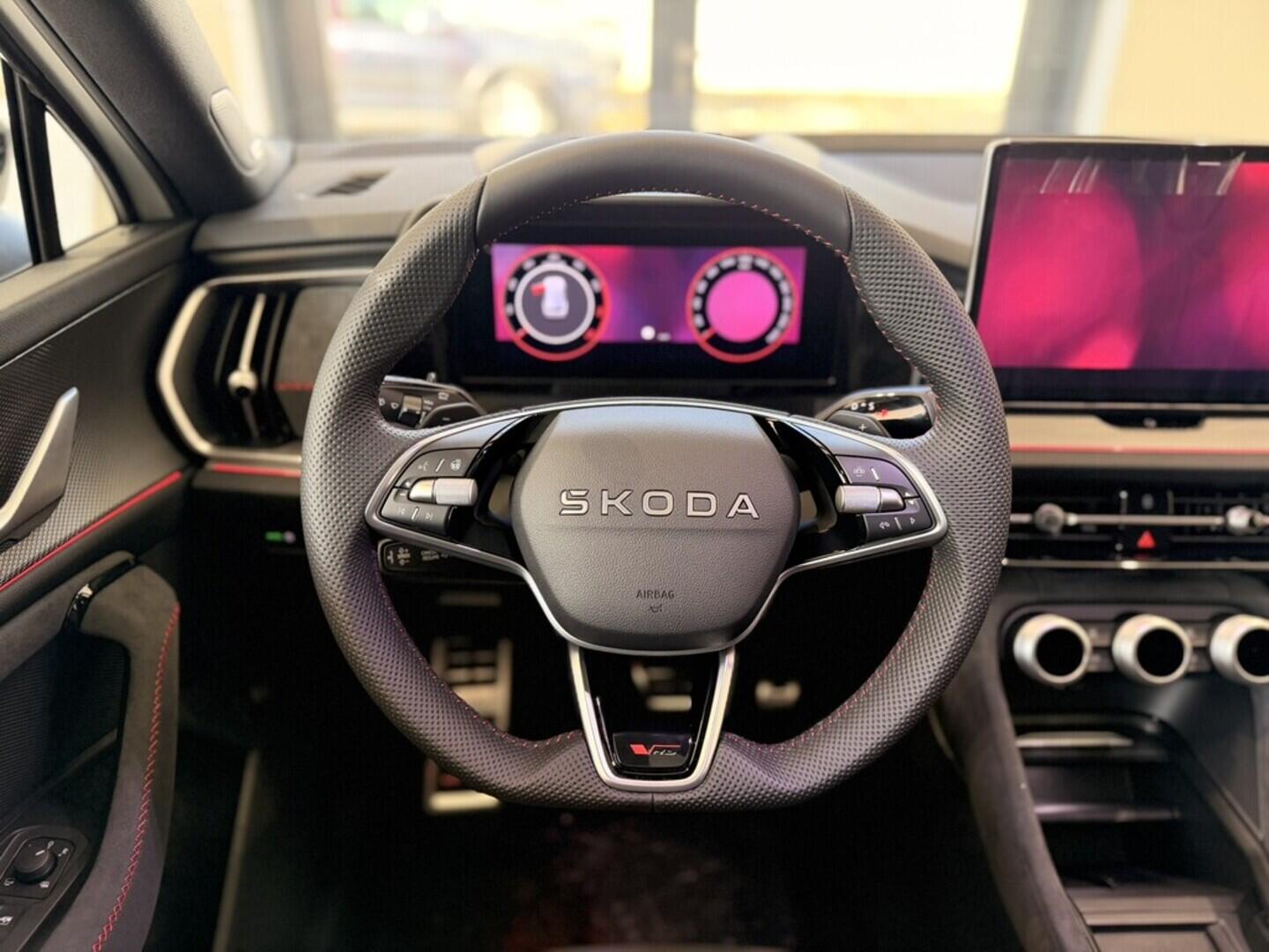 OI11002882_16.webp_Kodiaq RS 2,0 TSI 4x4 195 kW