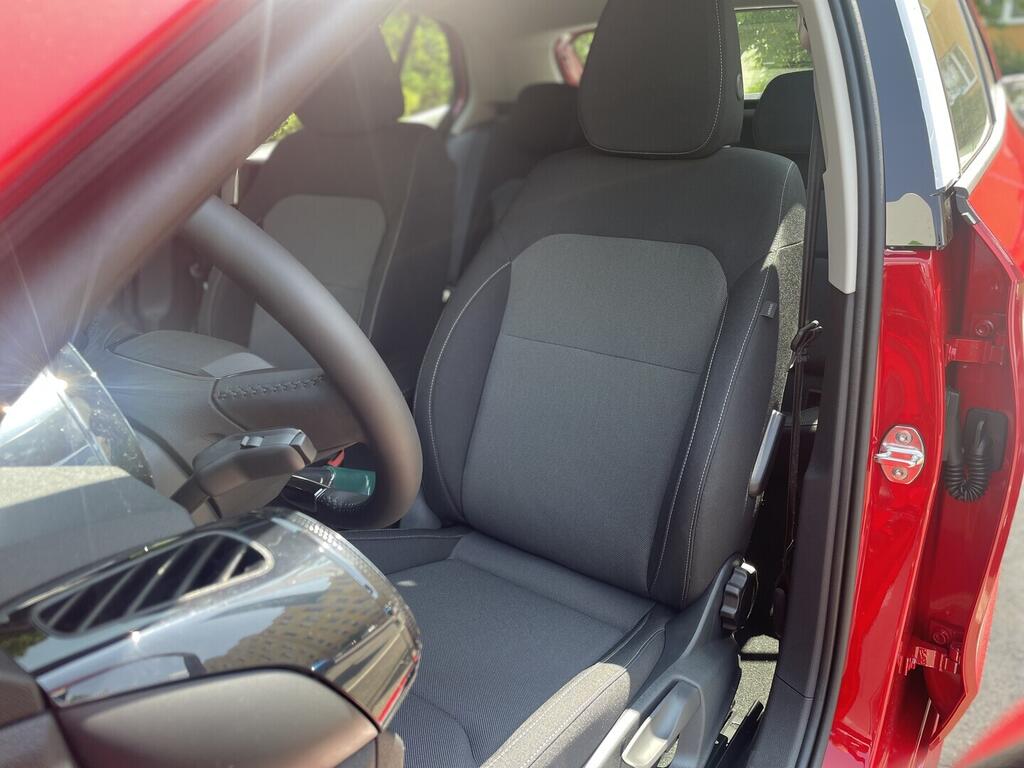 OI11002898_20.webp_Škoda Fabia Selection1.0 MPI 59 kW červená