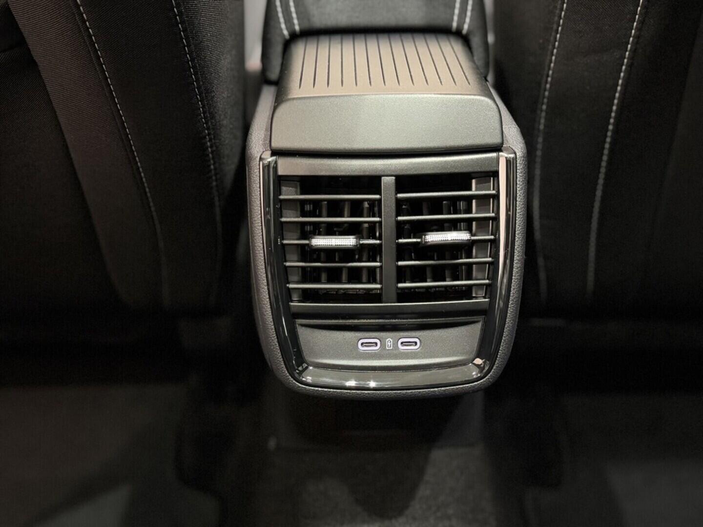 OI11002899_18.webp_Scala Monte Carlo 1.0 TSI 85 kW DSG