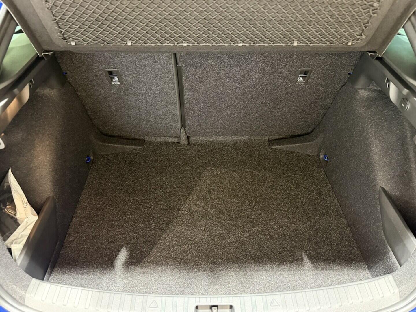 OI11002899_28.webp_Scala Monte Carlo 1.0 TSI 85 kW DSG