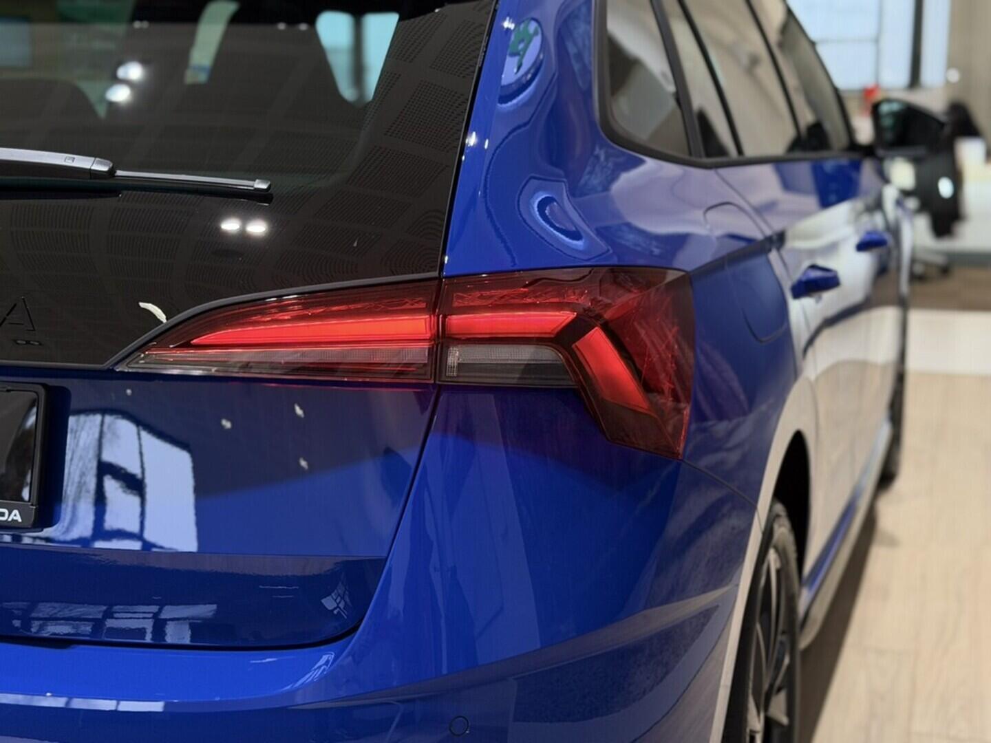 OI11002899_32.webp_Scala Monte Carlo 1.0 TSI 85 kW DSG