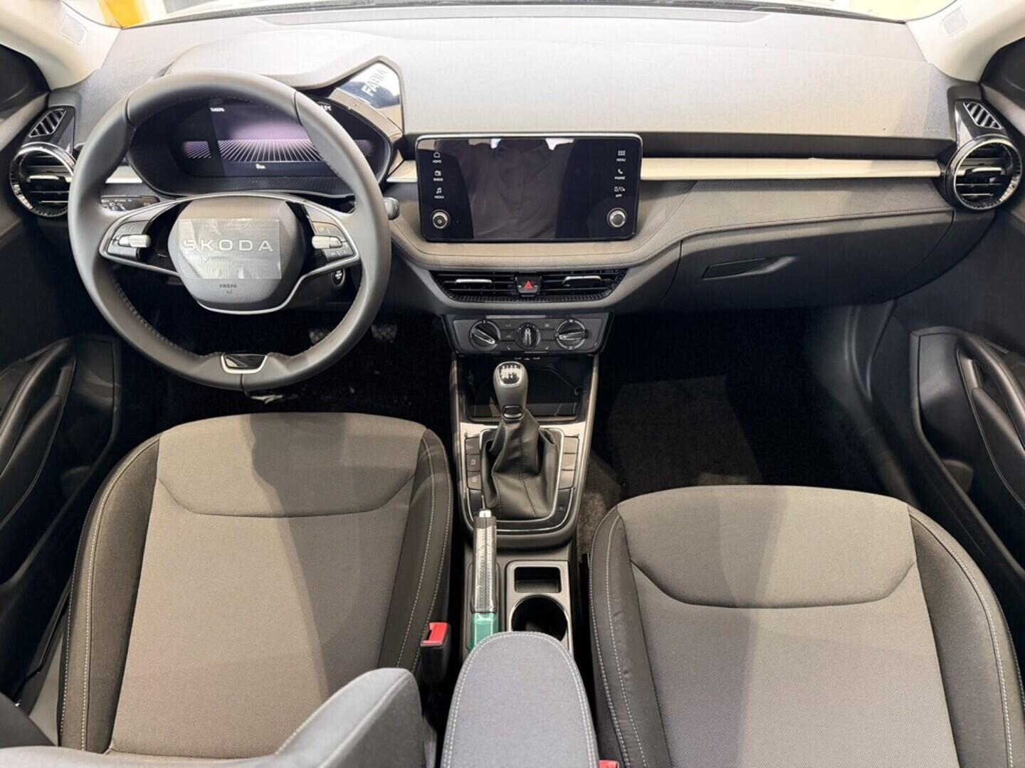 OI11002907_16.webp_Fabia Selection 1.0 MPI 59 kW