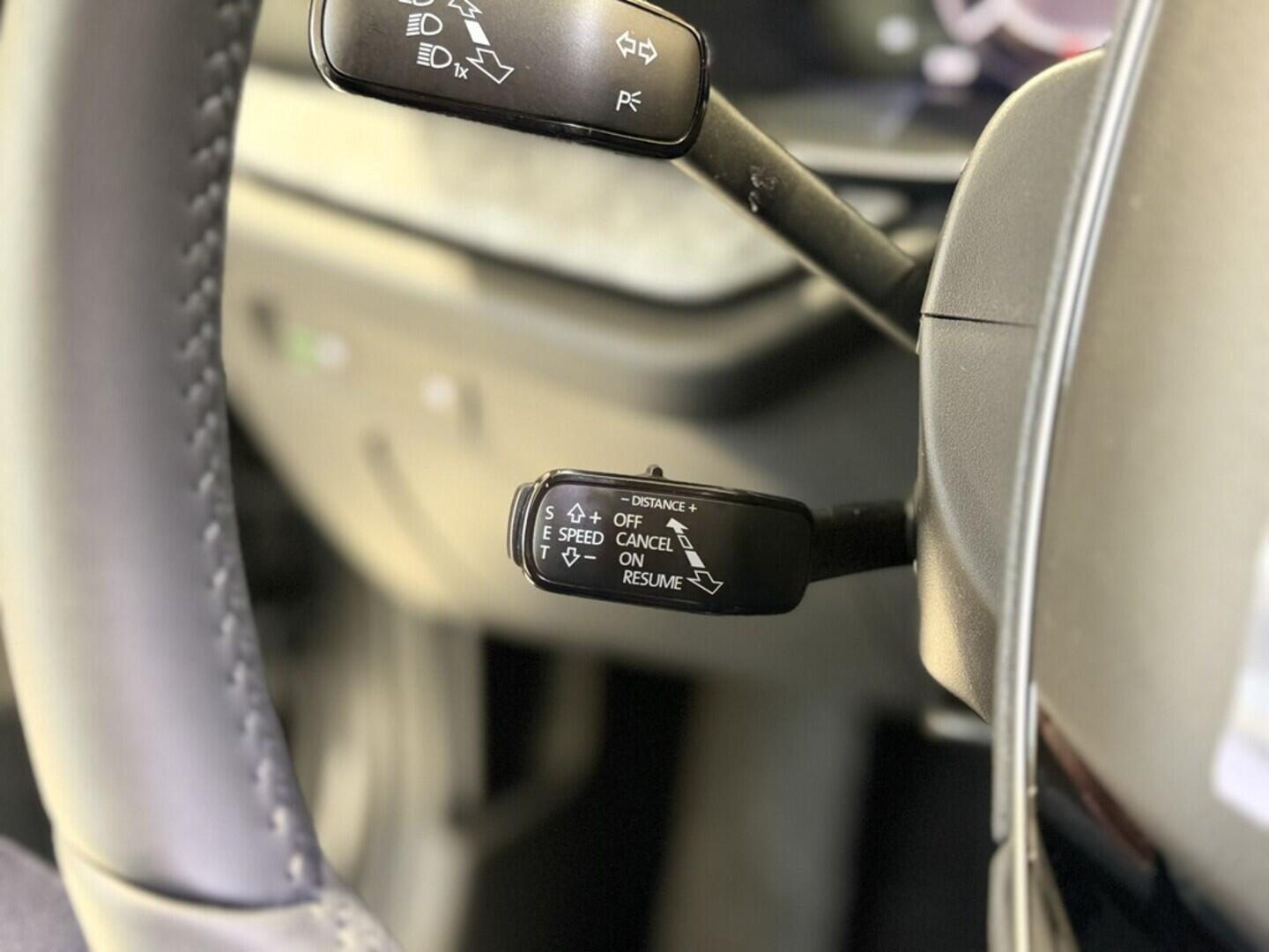 OI11002911_21.webp_Octavia Top Selection 2.0 TDI 110 kW DSG