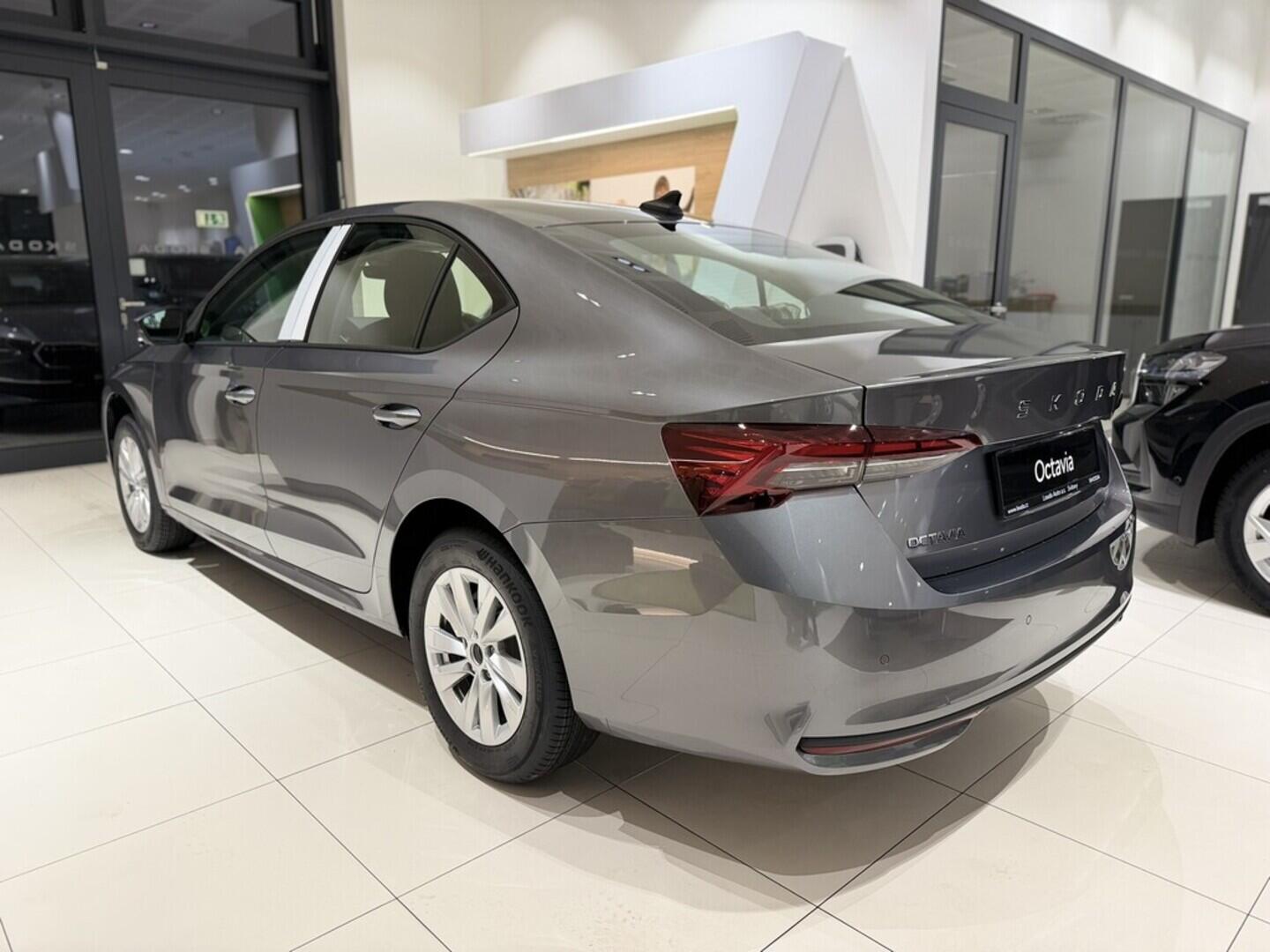 OI11002915_12.webp_Octavia Selection 1.5 TSI 85 kW  