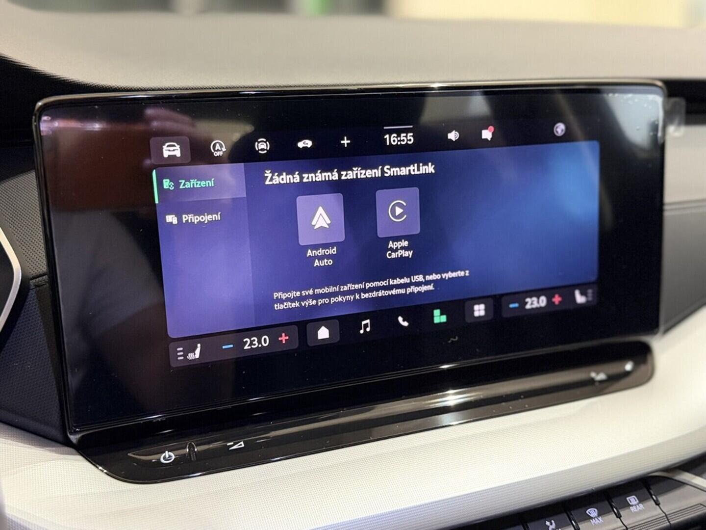 OI11002915_23.webp_Octavia Selection 1.5 TSI 85 kW  