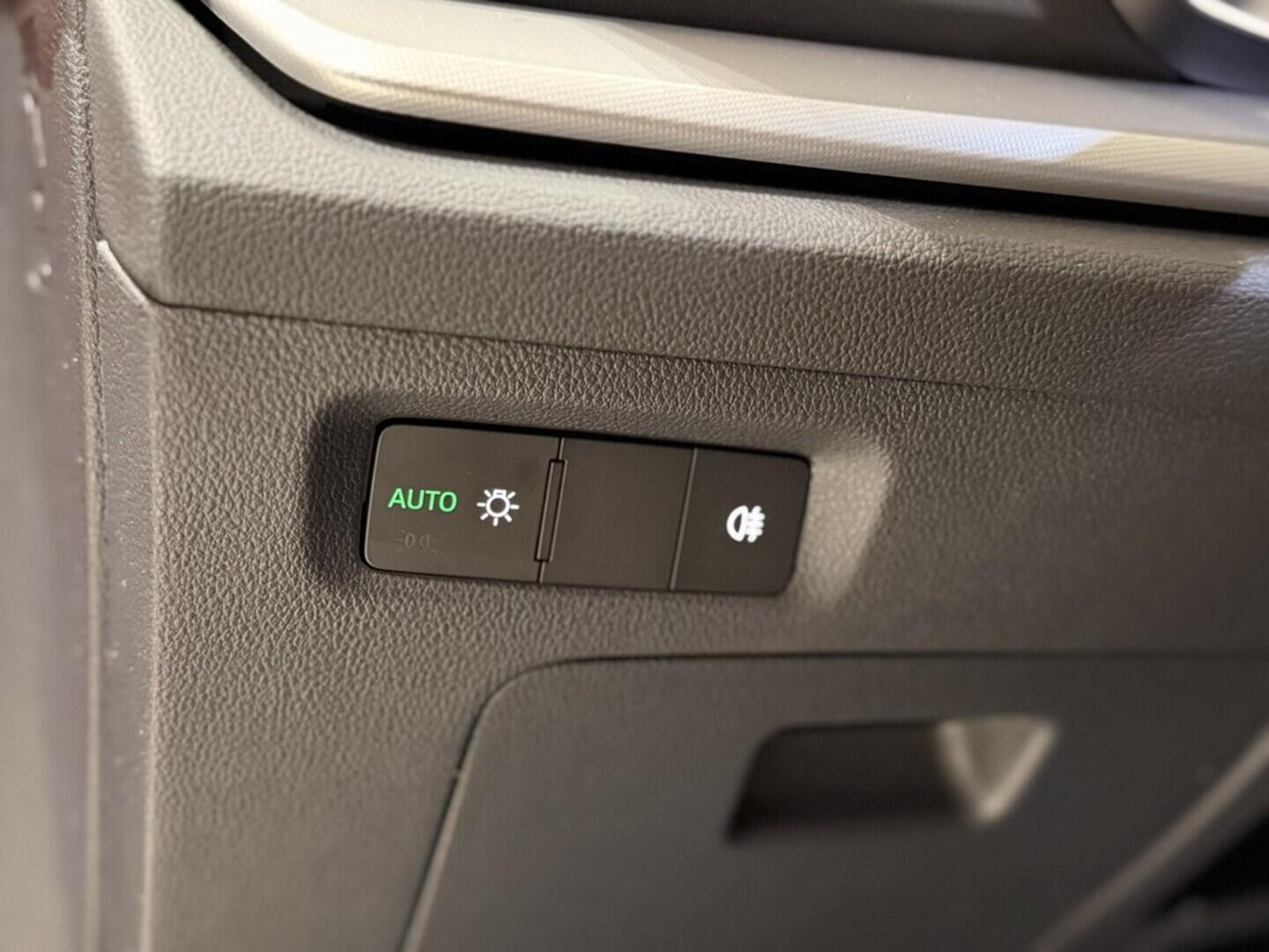 OI11002921_26.webp_Octavia Combi Classic 1.5 TSI 85 kW