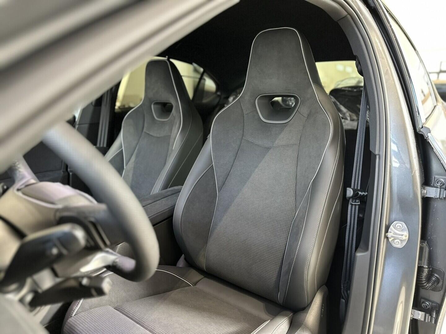 OI11002923_20.webp_Superb Sportline 2.0 TDI 142 kW 4x4