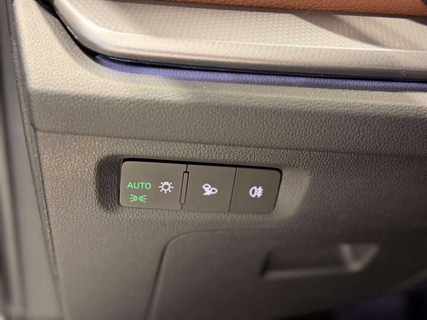 OI11002929_29.webp_Octavia Exclusive Selection 2.0 TDI 110 kW DSG