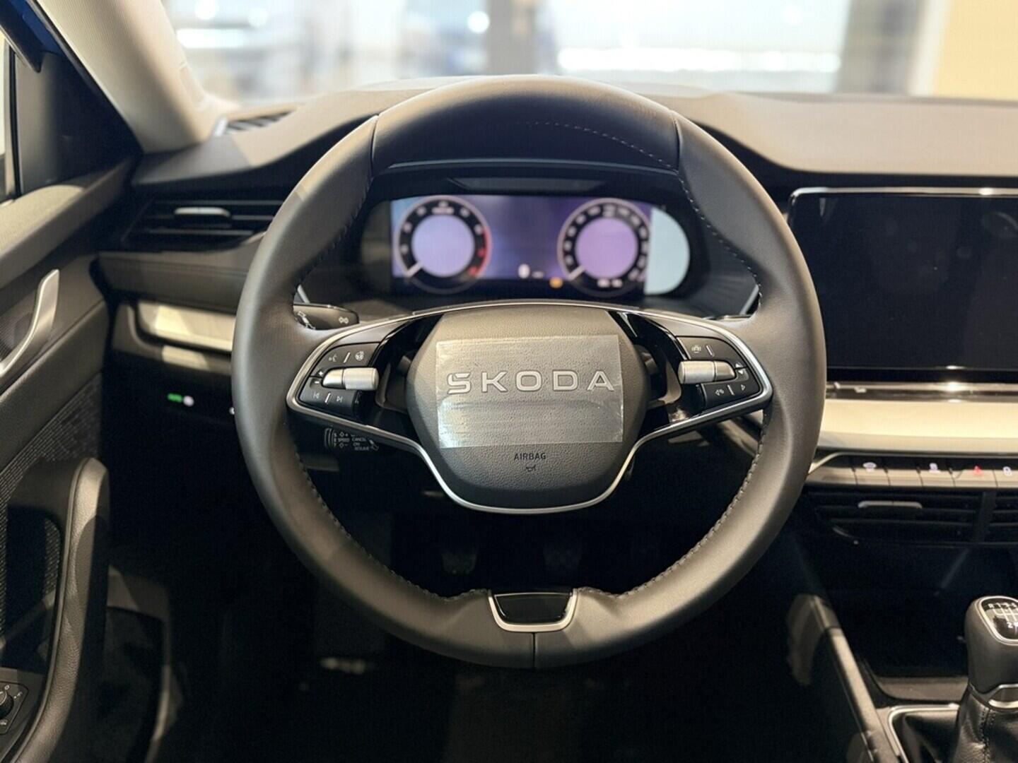 OI11002943_17.webp_Octavia Combi Classic 1.5 TSI 110 kW