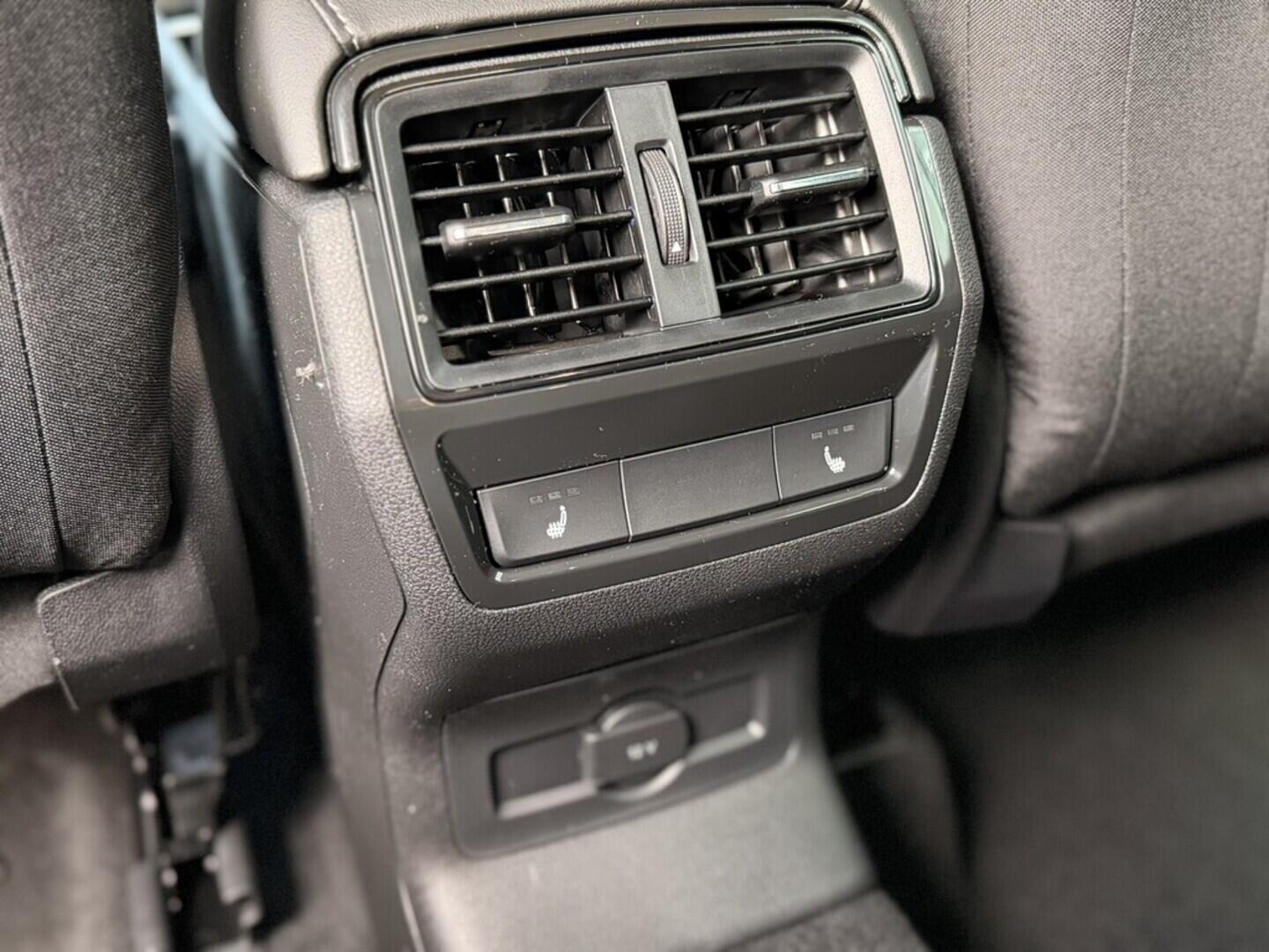 OI11002944_18.webp_Karoq Classic 1.5 TSI 110 kW DSG