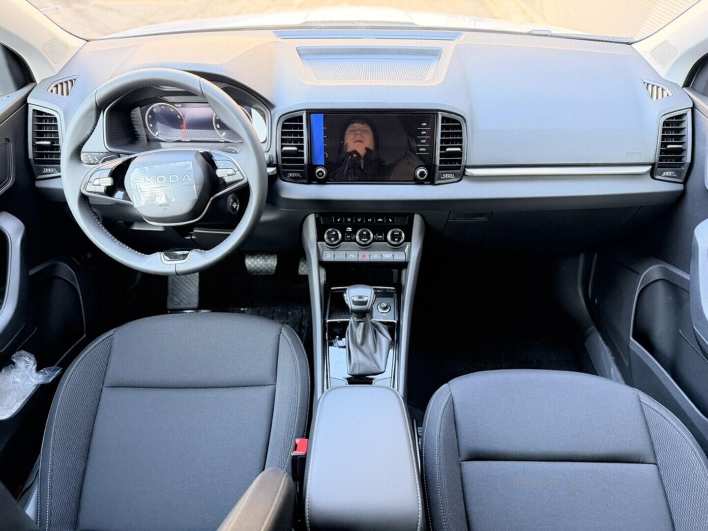 OI11002947_17.webp_Karoq Classic 1.5 TSI 110 kW DSG