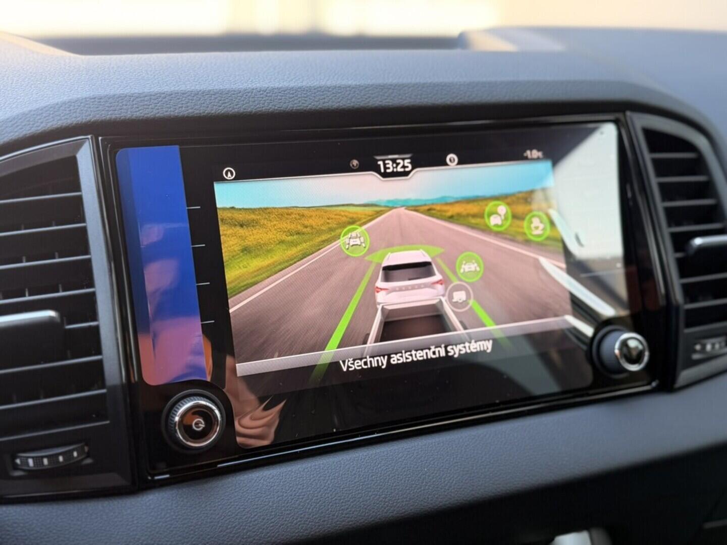 OI11002947_25.webp_Karoq Classic 1.5 TSI 110 kW DSG