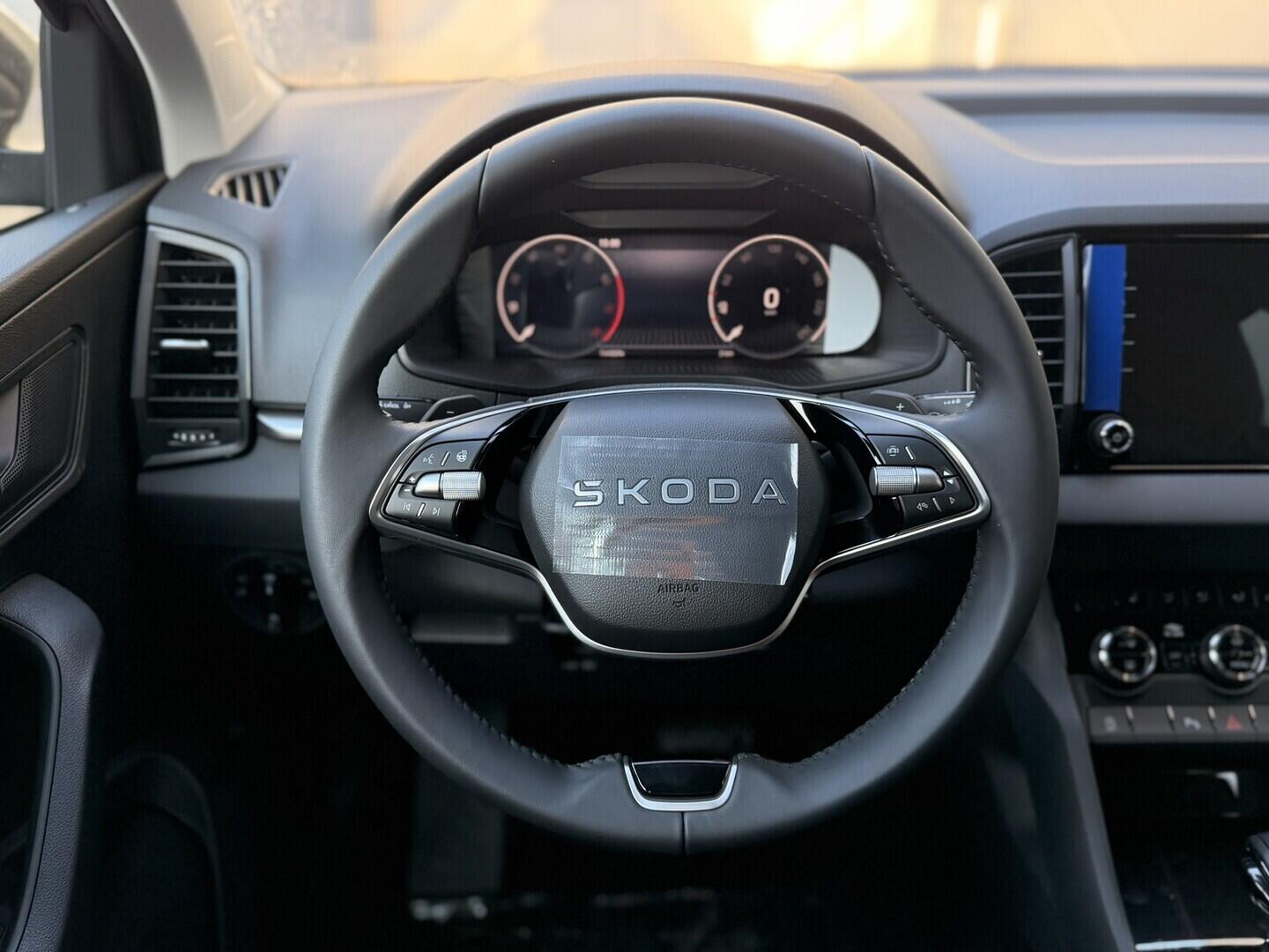 OI11002948_17.webp_Karoq Classic 1.5 TSI 110 kW DSG