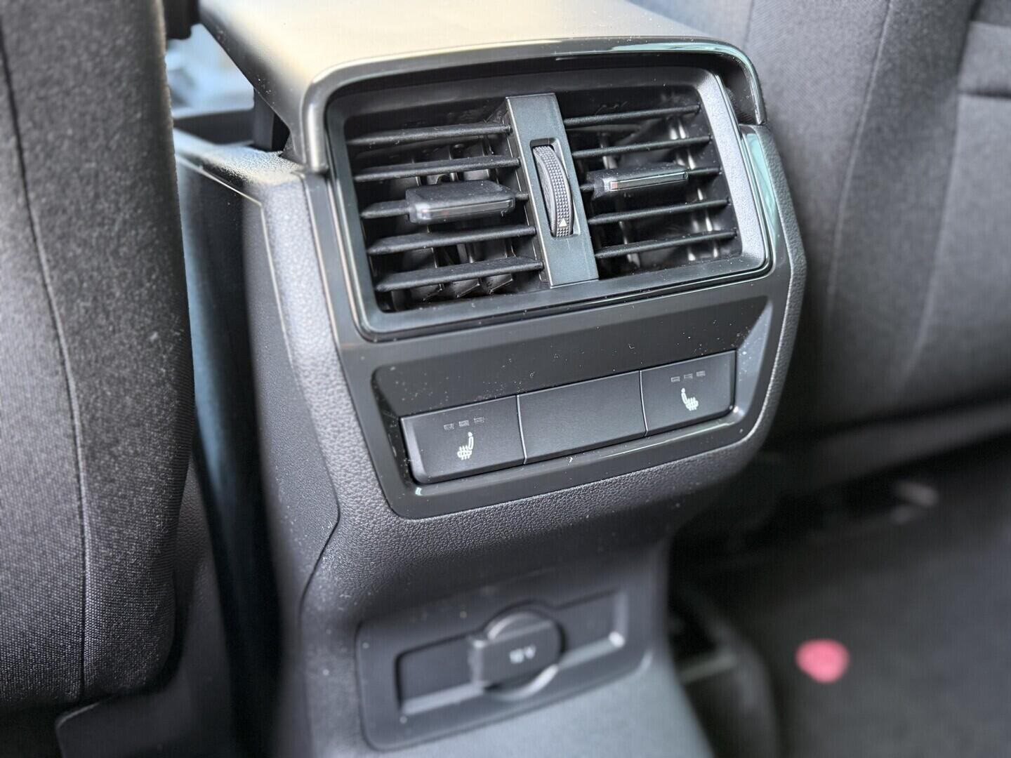 OI11002948_18.webp_Karoq Classic 1.5 TSI 110 kW DSG