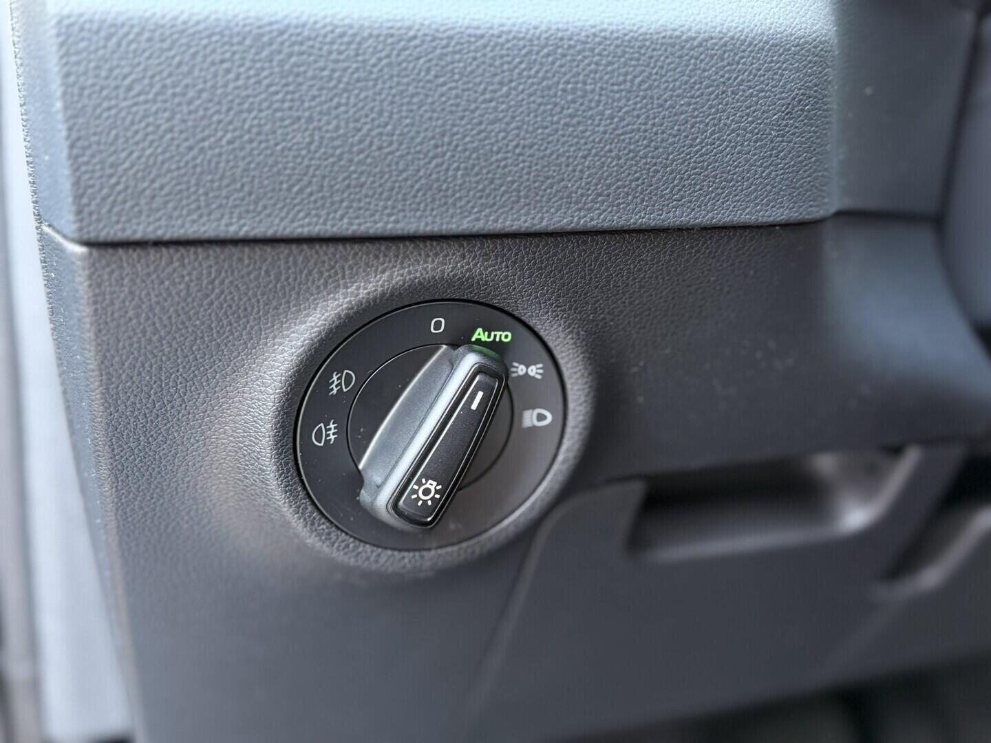 OI11002948_28.webp_Karoq Classic 1.5 TSI 110 kW DSG