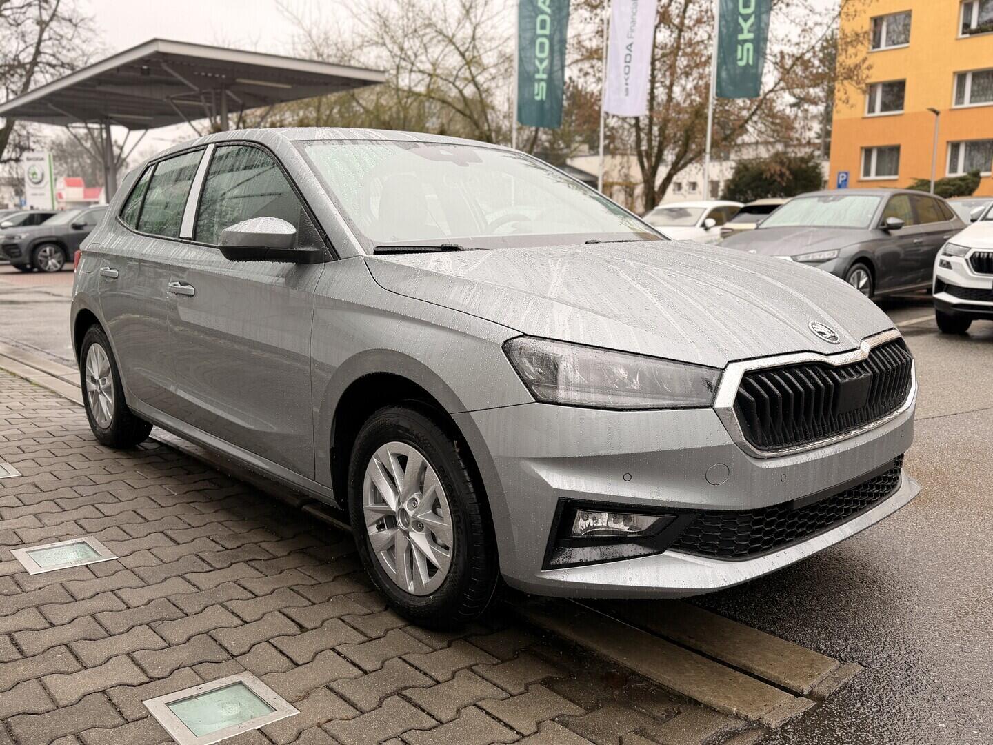 OI11002963_11.webp_Fabia Selection 1.0 MPI 59 kW