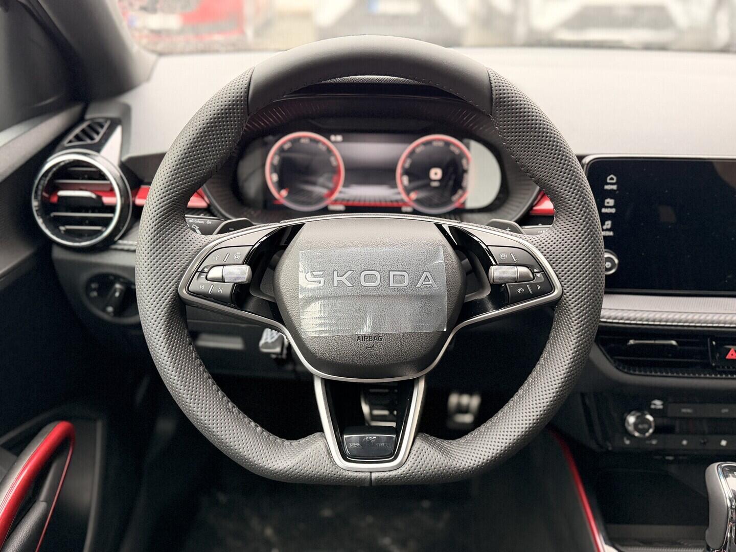 OI11002964_17.webp_Fabia Monte Carlo 1.0 TSI 85 kW DSG