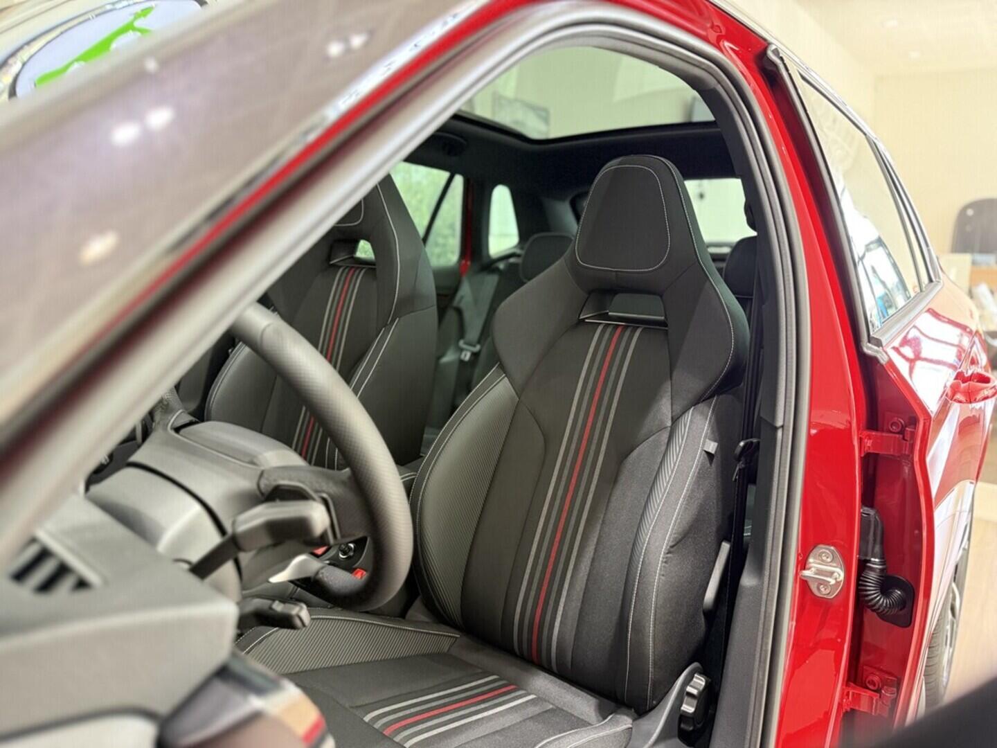 OI11002970_13.webp_Kamiq Monte Carlo 1.5 TSI 110 kW DSG