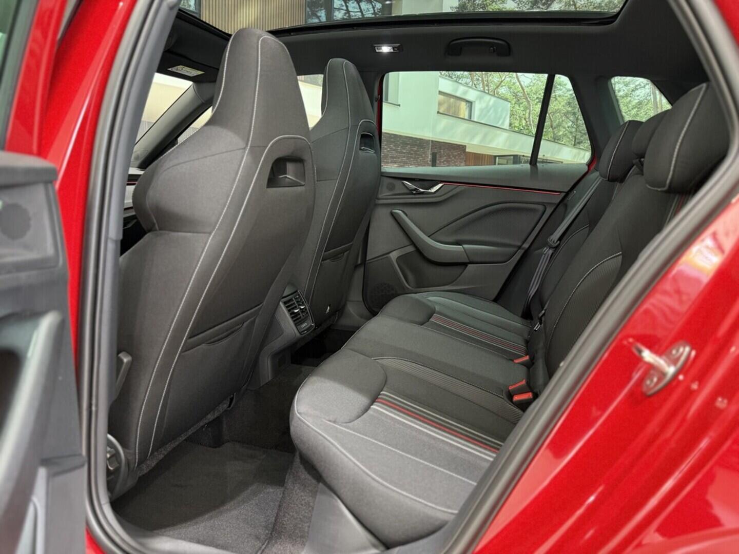 OI11002970_26.webp_Kamiq Monte Carlo 1.5 TSI 110 kW DSG