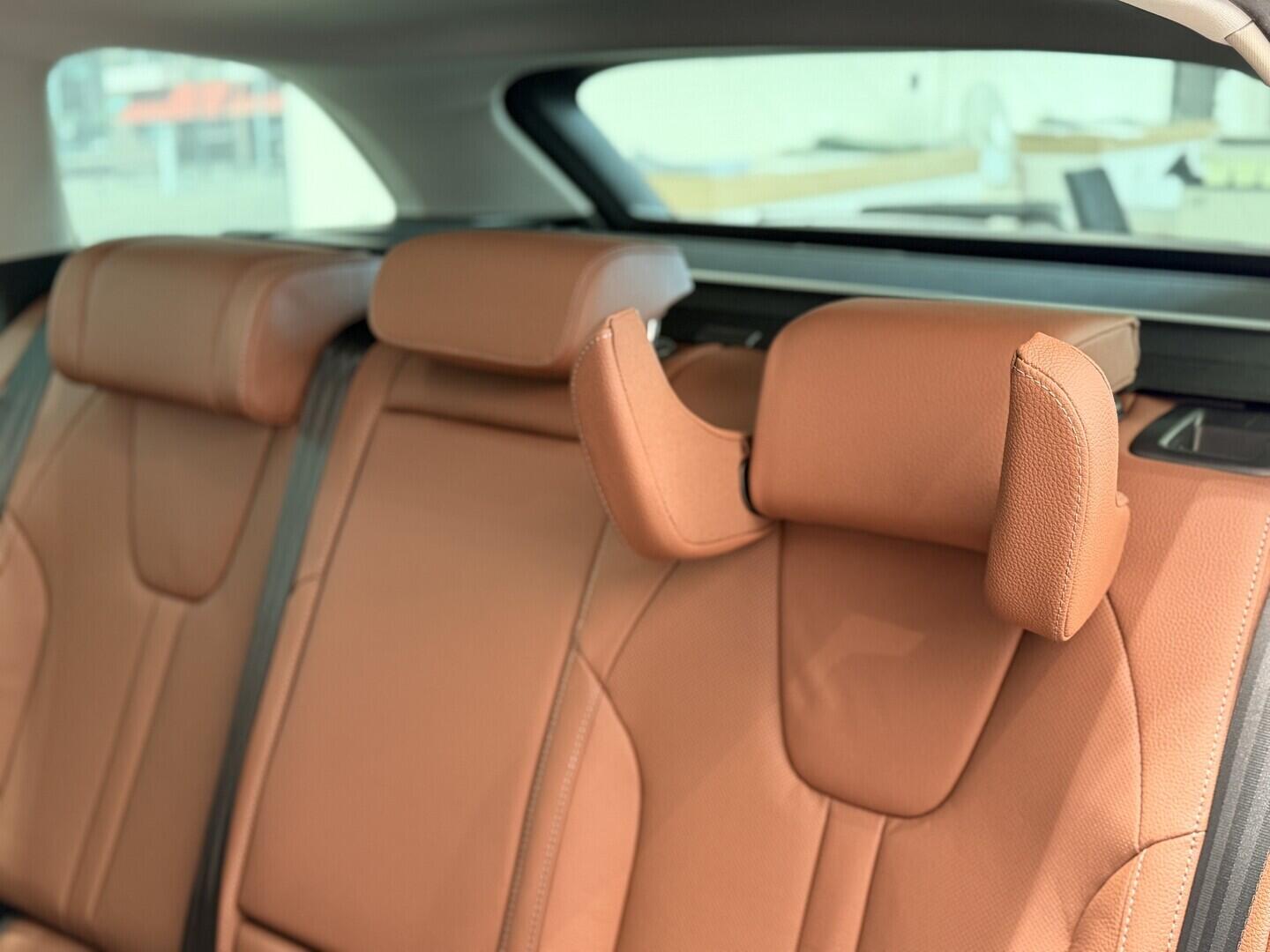 OI11002973_17.webp_Octavia Combi Exclusive Selection 2.0 TSI 150 kW DSG 4x4