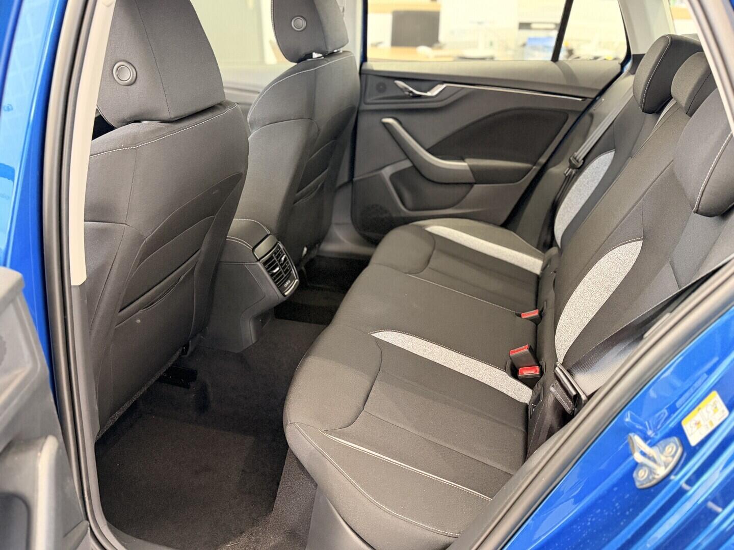 OI11002979_15.webp_Scala Selection 1.0 TSI 85 kW