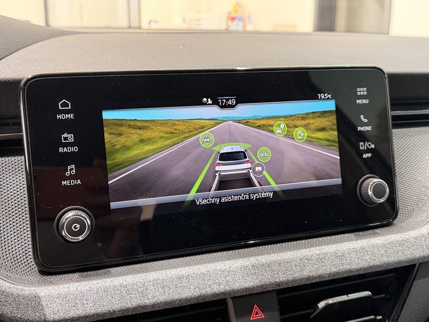 OI11002981_22.webp_Kamiq Selection 1.0 TSI 85 kW