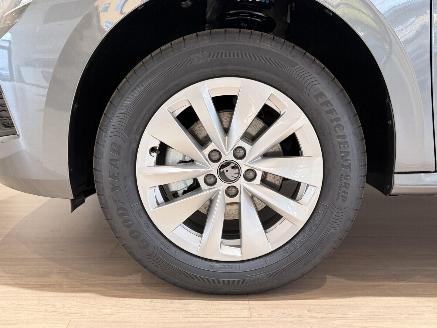 OI11002981_25.webp_Kamiq Selection 1.0 TSI 85 kW