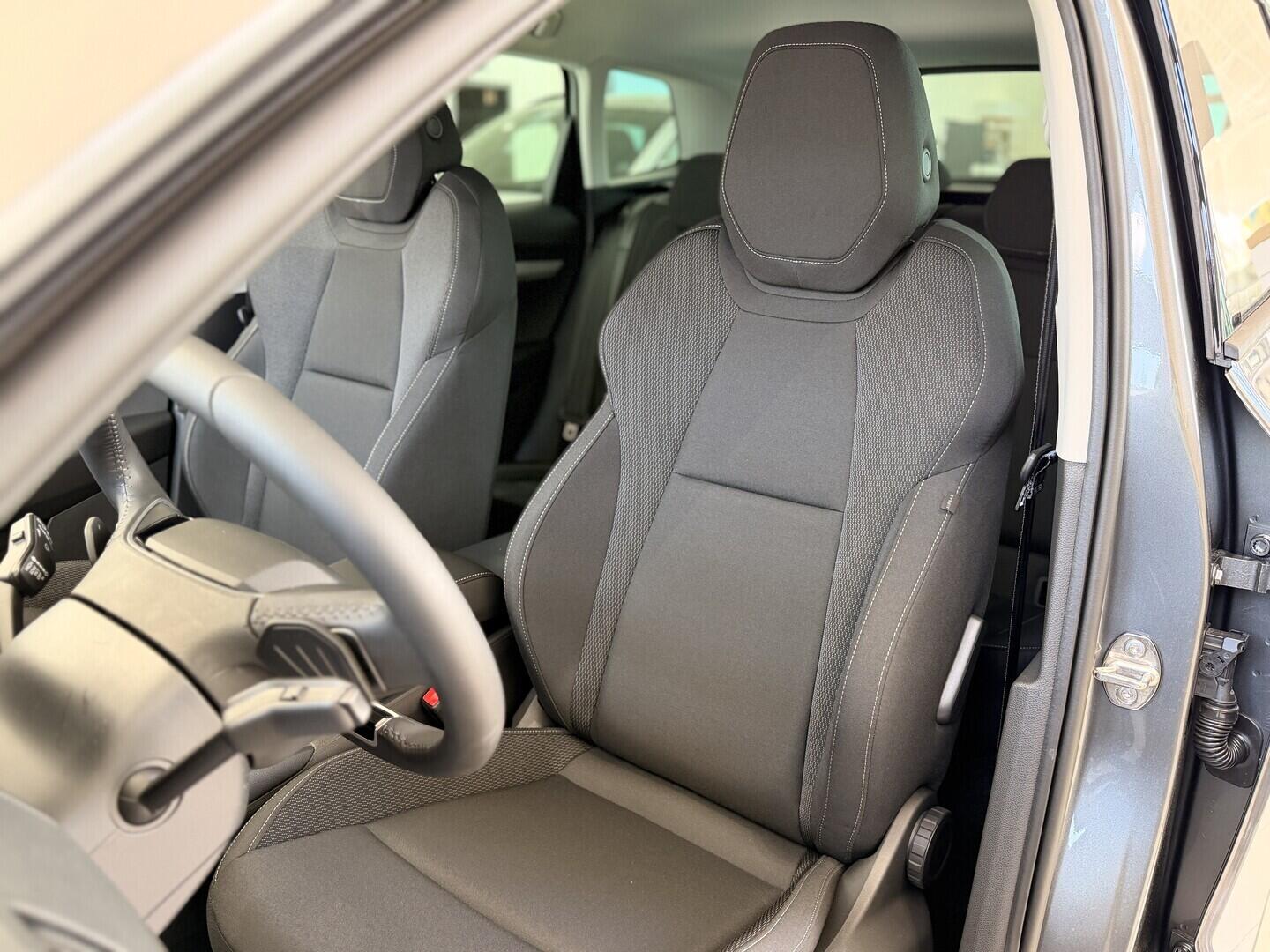 OI11002984_16.webp_Karoq Selection 1.5 TSI 110 kW DSG