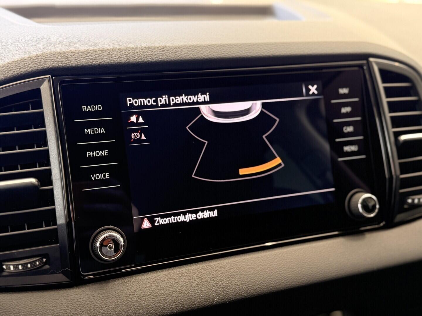 OI11002984_24.webp_Karoq Selection 1.5 TSI 110 kW DSG