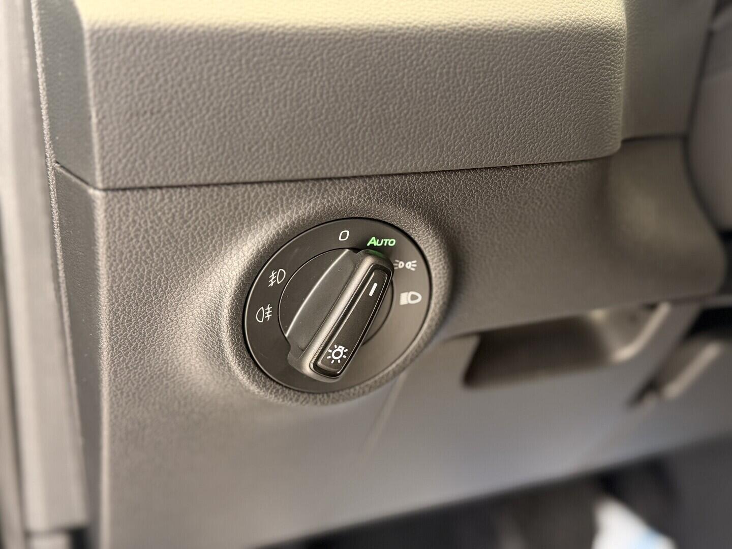 OI11002984_28.webp_Karoq Selection 1.5 TSI 110 kW DSG