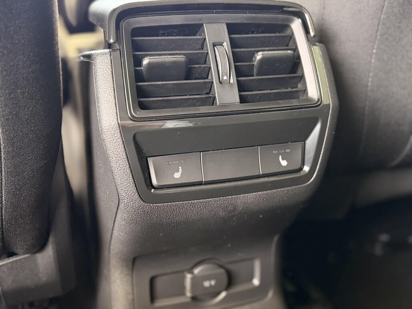 OI11002984_30.webp_Karoq Selection 1.5 TSI 110 kW DSG