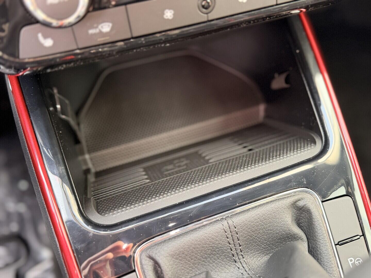 OI11003000_18.webp_Fabia Monte Carlo  1,0 TSI 85 kW